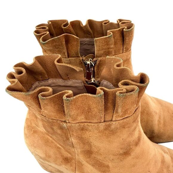 Silent D Suede Boots Ankle Booties Honey Womens EU 39 US 8-8.5 Ruffle Gold Brown - Picture 5 of 13